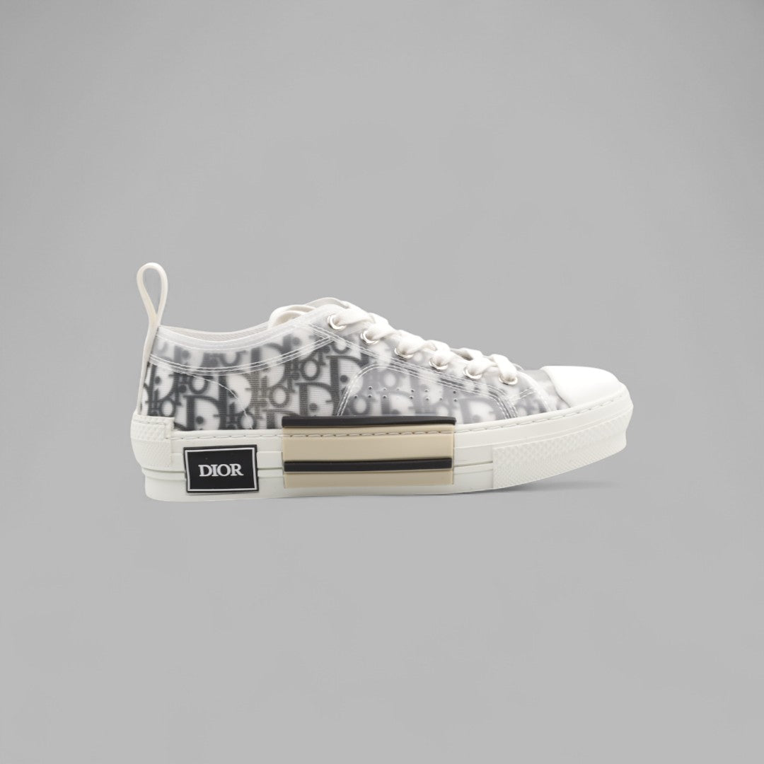 B23 League Low-Top Sneaker