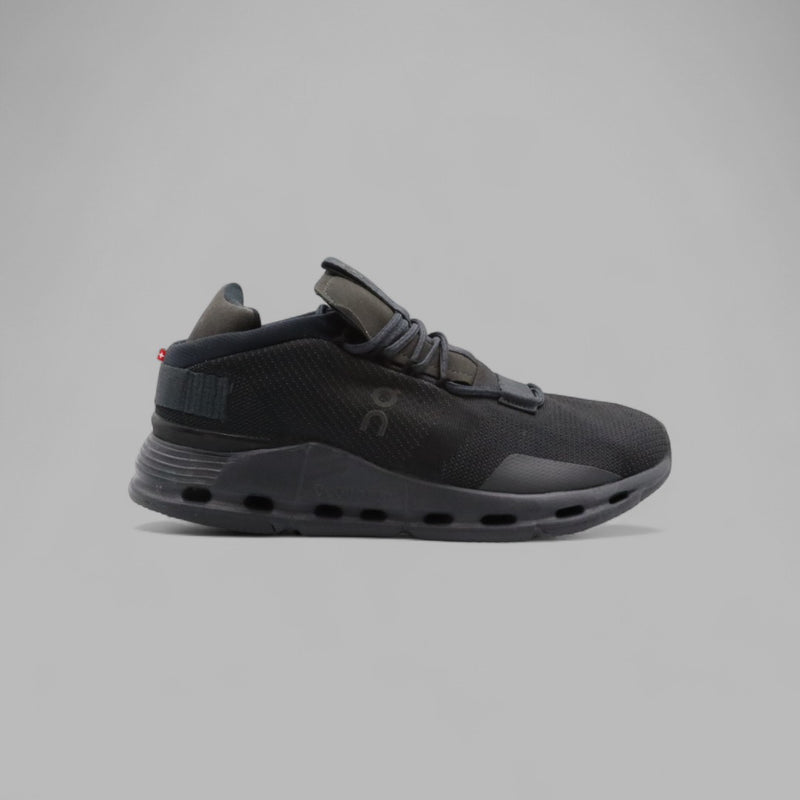 On Running - Black