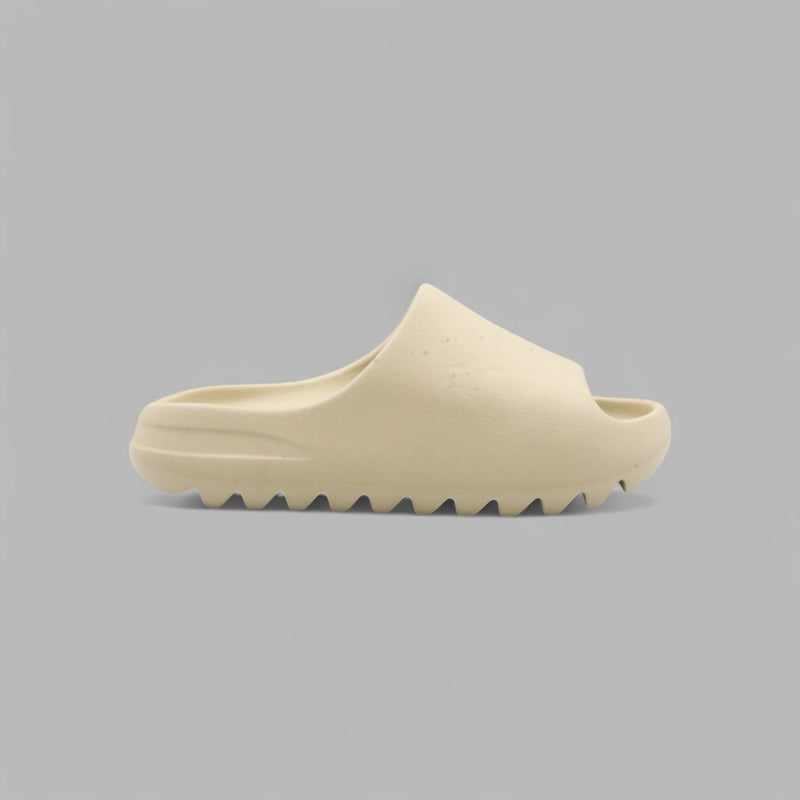 Yeezy Slide Beige