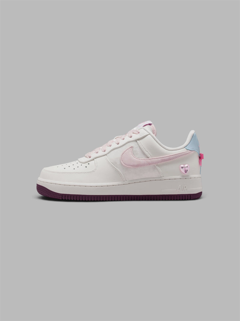 Nike Air Force 1 Low - Sail / Pink / Maroon / Heart Locket (Valentine's Edition)