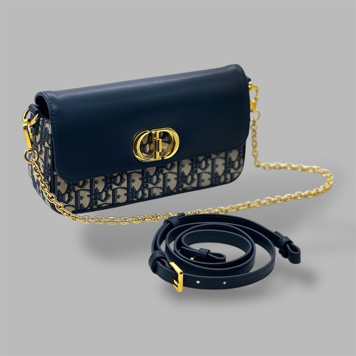 30 Montaigne Avenue East-WestDouble Carry Mini Bag