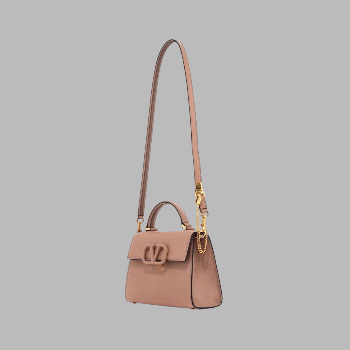 MEDIUM VSLING GRAINY CALFSKIN HANDBAG