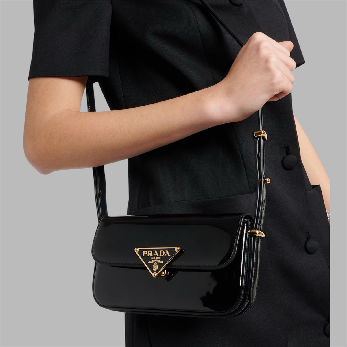 Black Leather Emblème Shoulder Bag