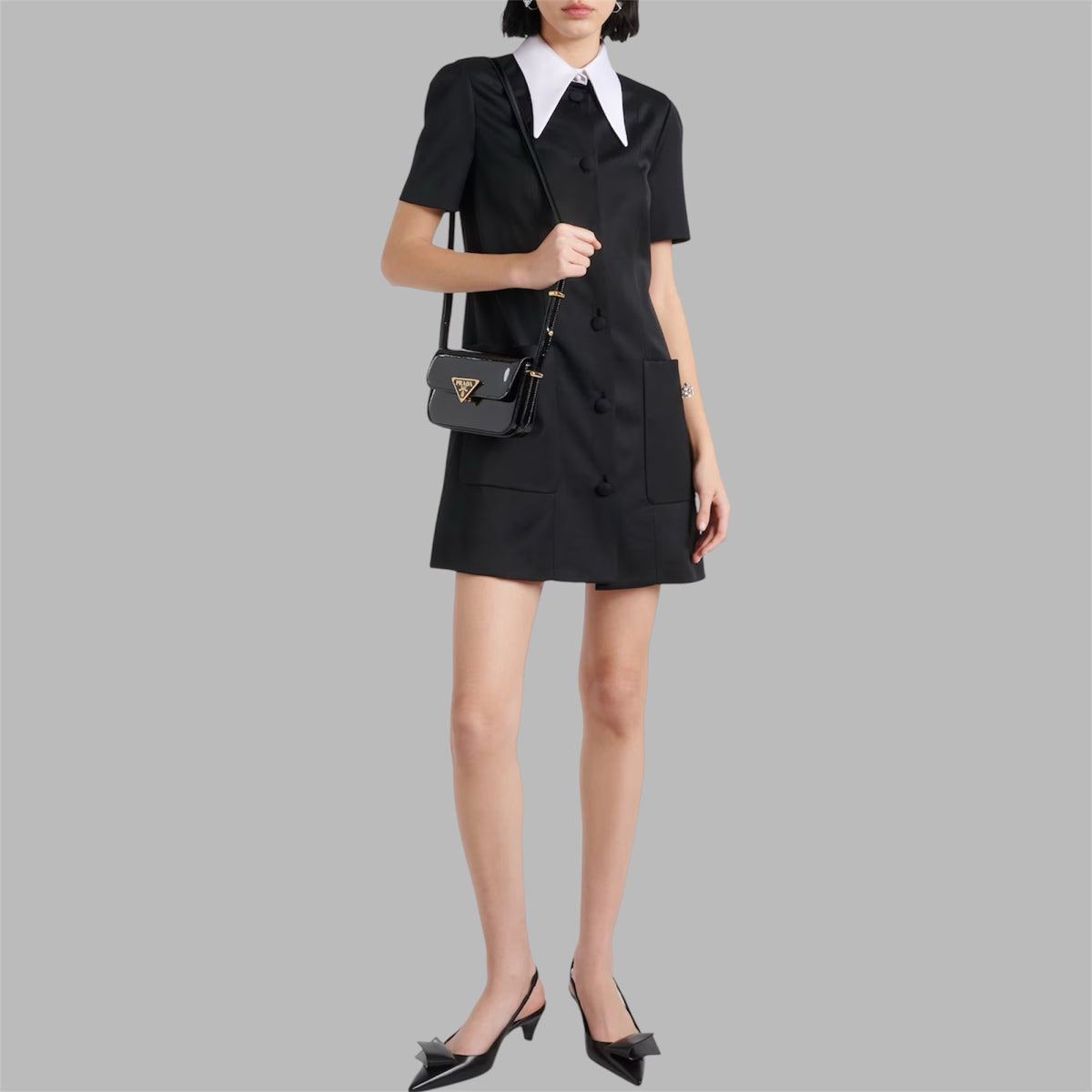 Black Leather Emblème Shoulder Bag